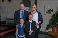 Familienfotos zur Erstkommunion in Neufeld, 24.04.2016