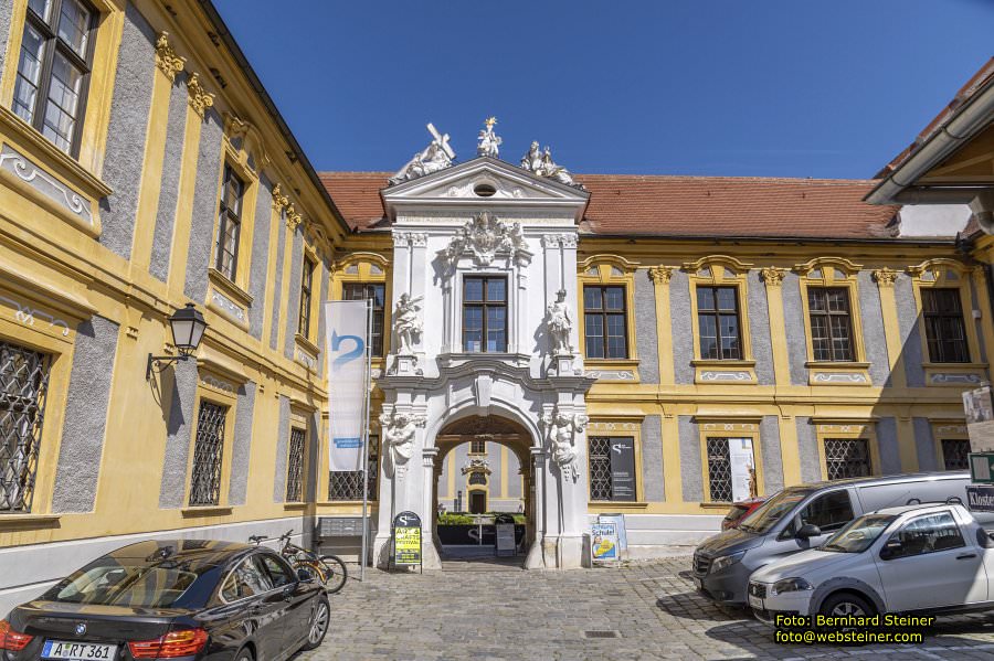 Stift Drnstein an der Wachaubahn, Juni 2023