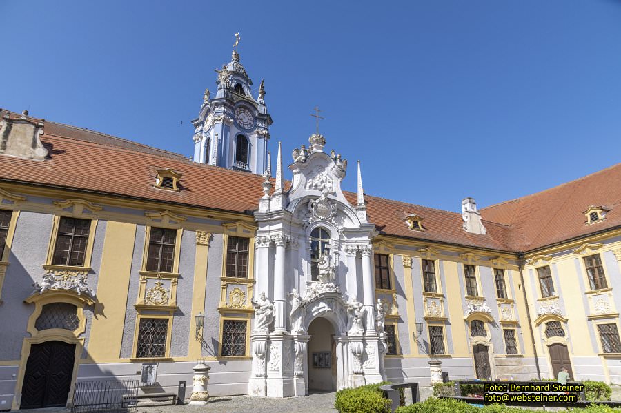 Stift Drnstein an der Wachaubahn, Juni 2023
