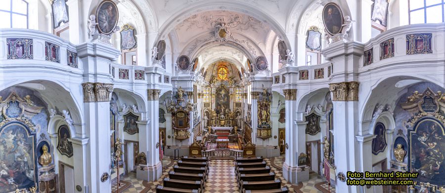 Stift Drnstein an der Wachaubahn, Juni 2023