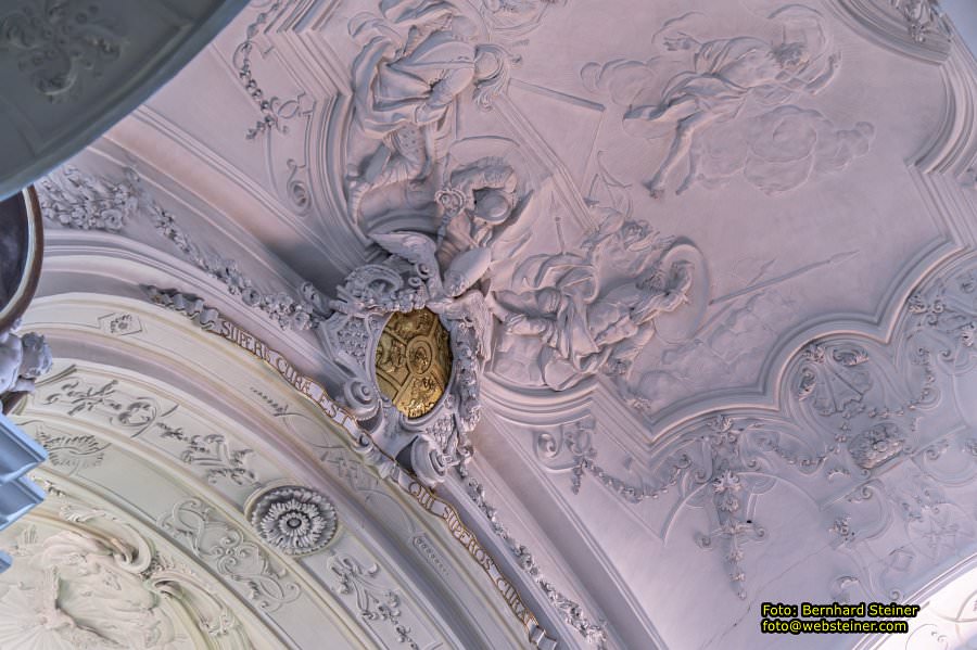 Stift Drnstein an der Wachaubahn, Juni 2023