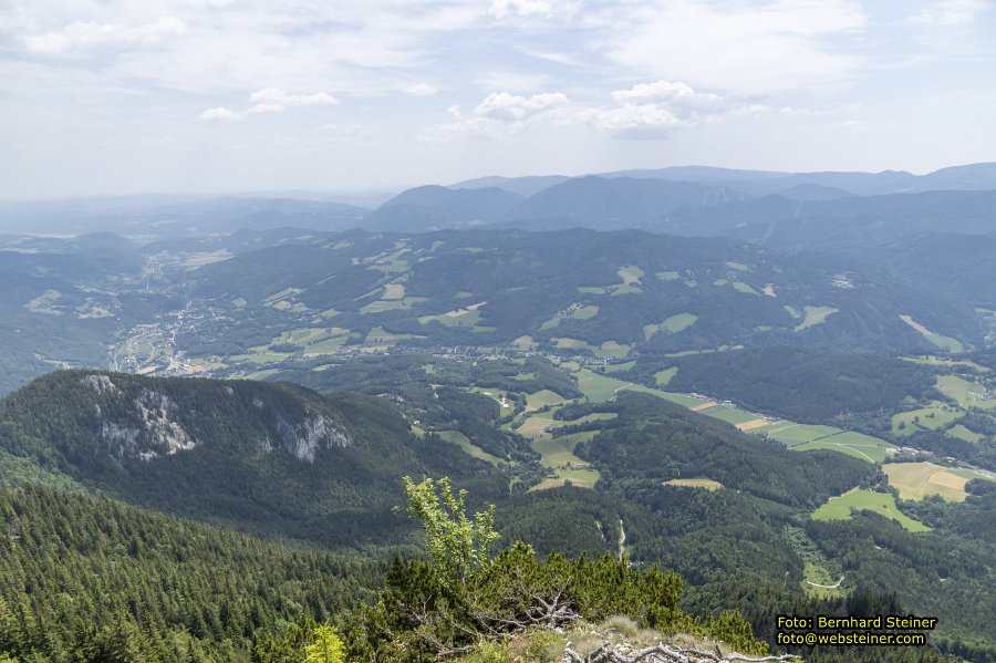 Raxalpe mit Rax-Seilbahn, Juli 2023