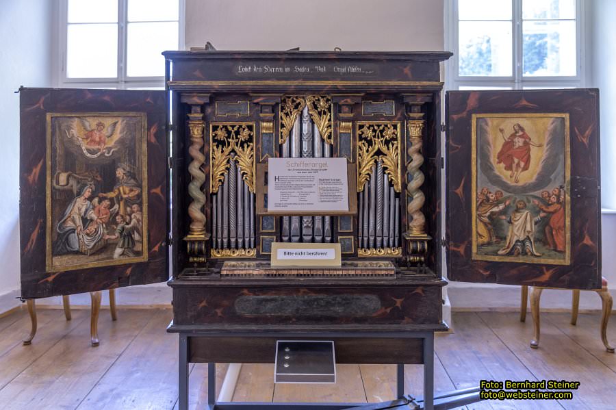 Spitz an der Donau, Wachaubahn, Juni 2023